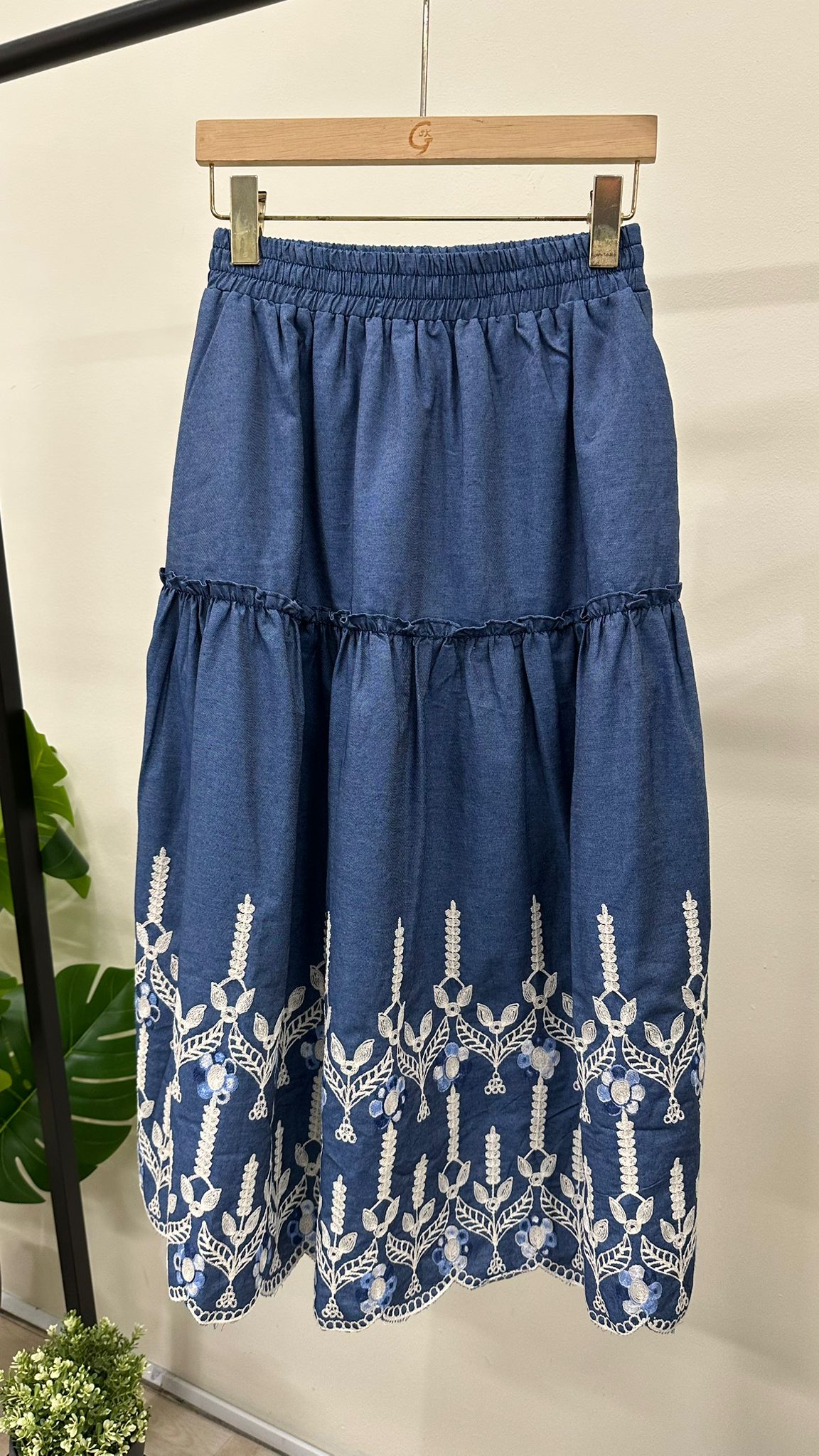 (D2366)GSK F.S Skirt