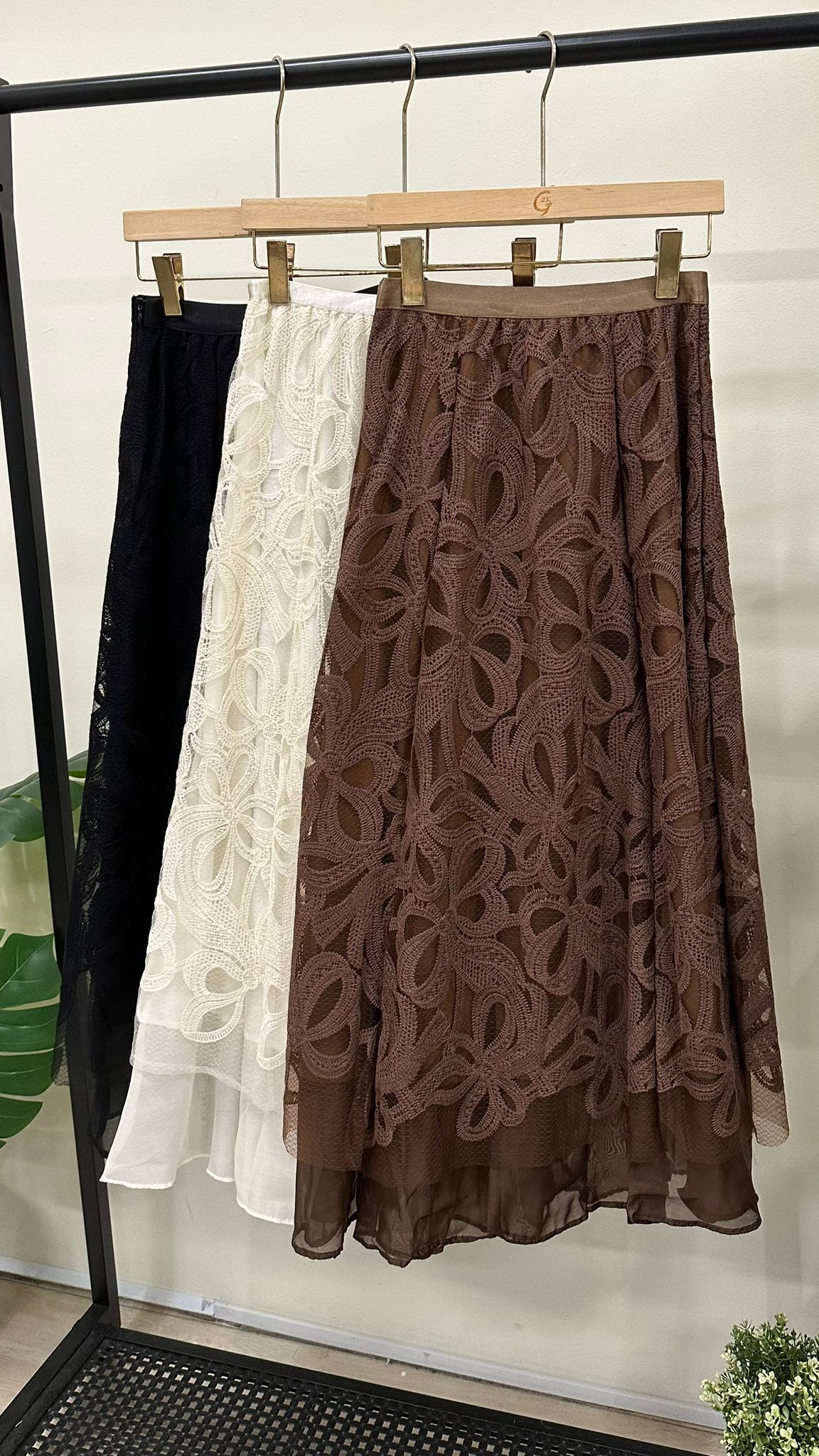 (D2393)GSK F.S Skirt