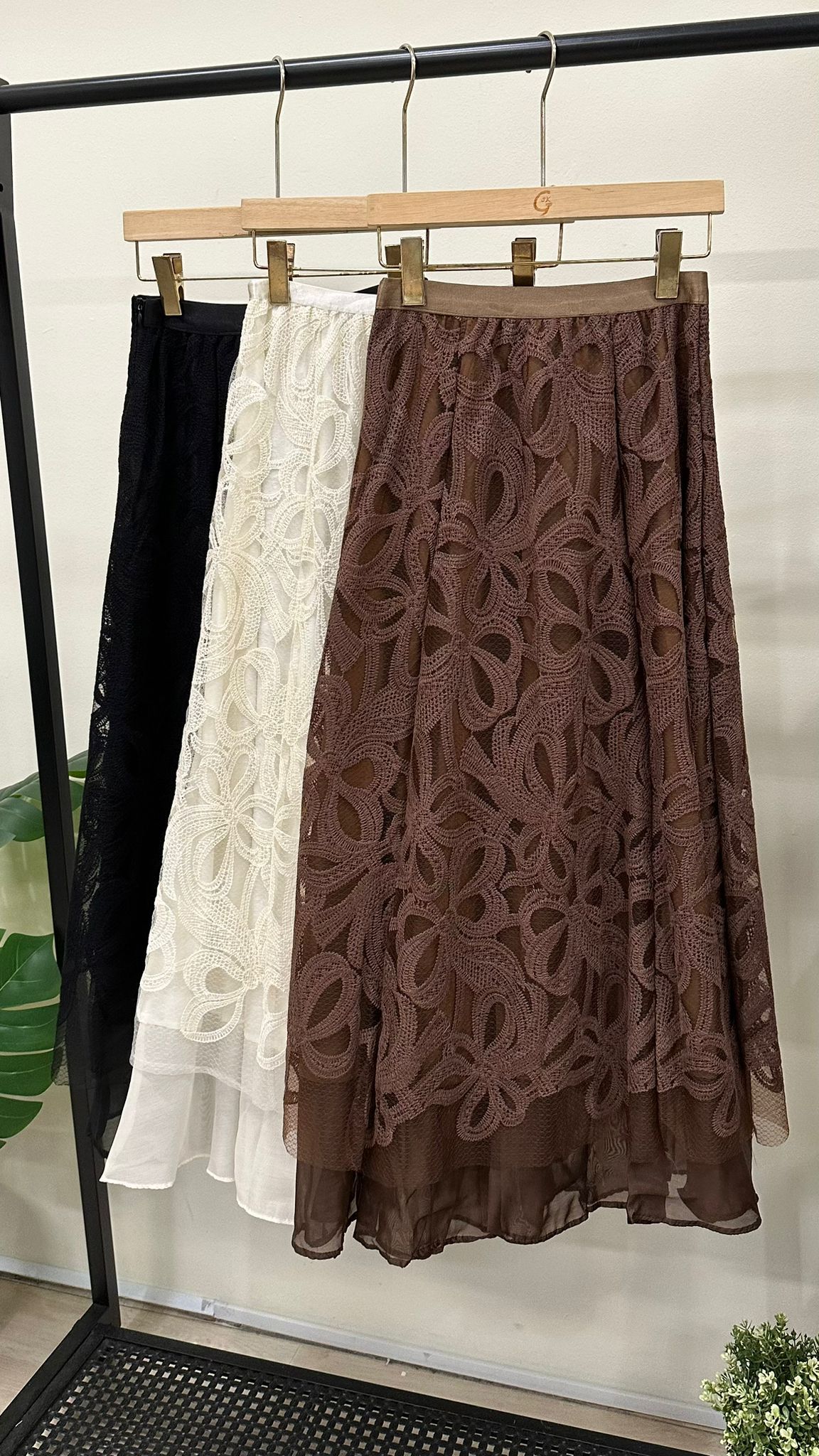(D2393)GSK F.S Skirt