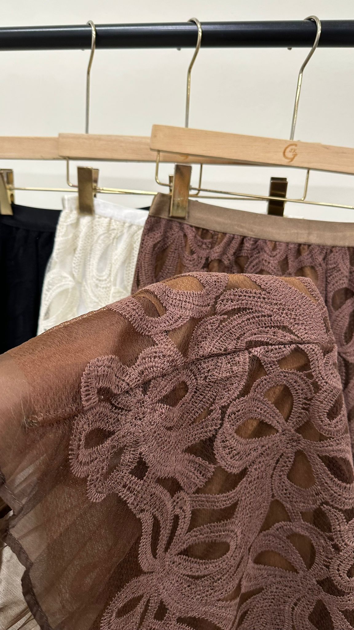 (D2393)GSK F.S Skirt