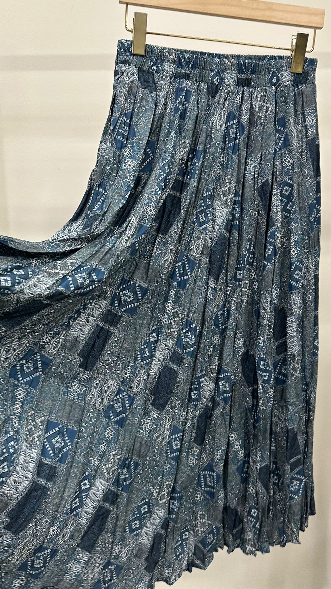 (D2485)Pattern Skirt