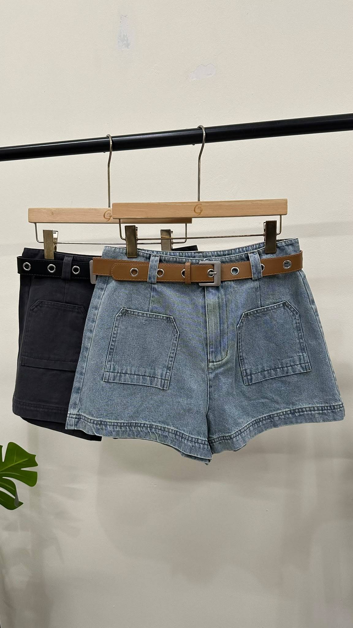 (D2489)Denim Shorts