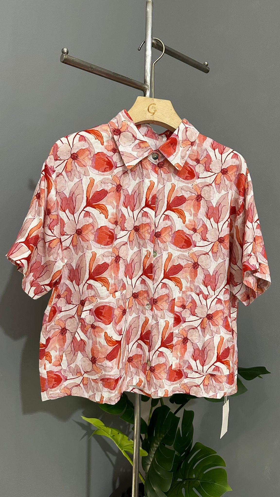 *STAR BUY* (D2504)Top