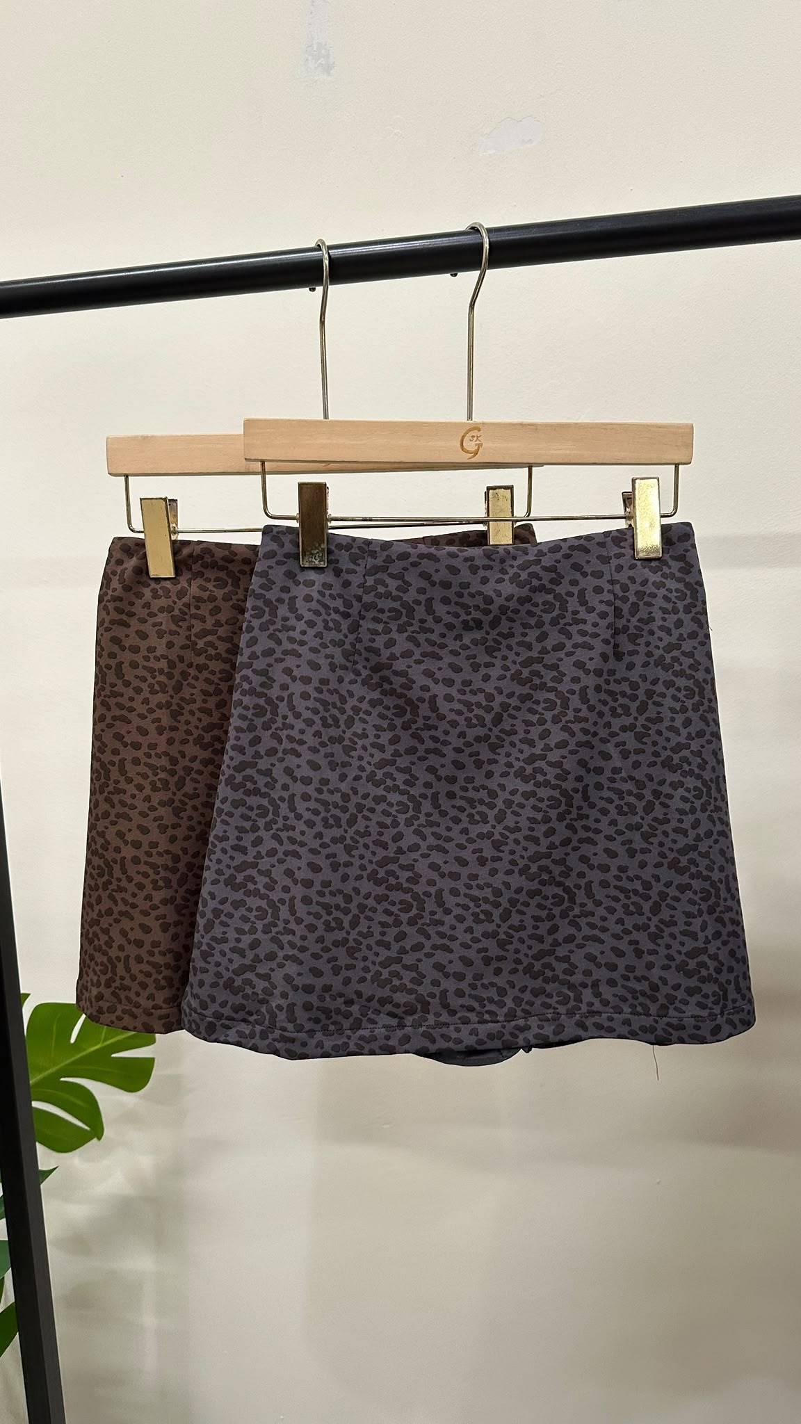 (D2509)Leopard Pattern Skirt