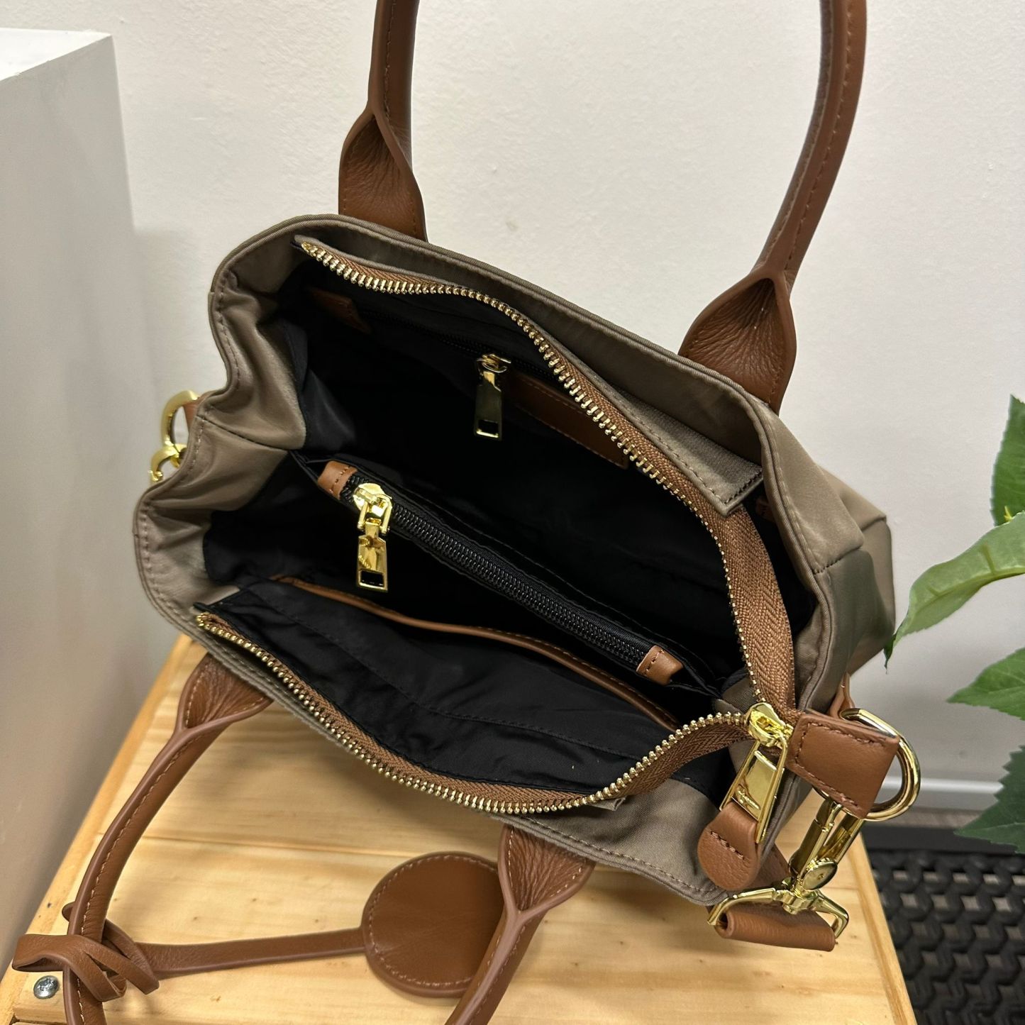 D263)Bag – GSK Fashion Style D263)Bag – GSK Fashion Style