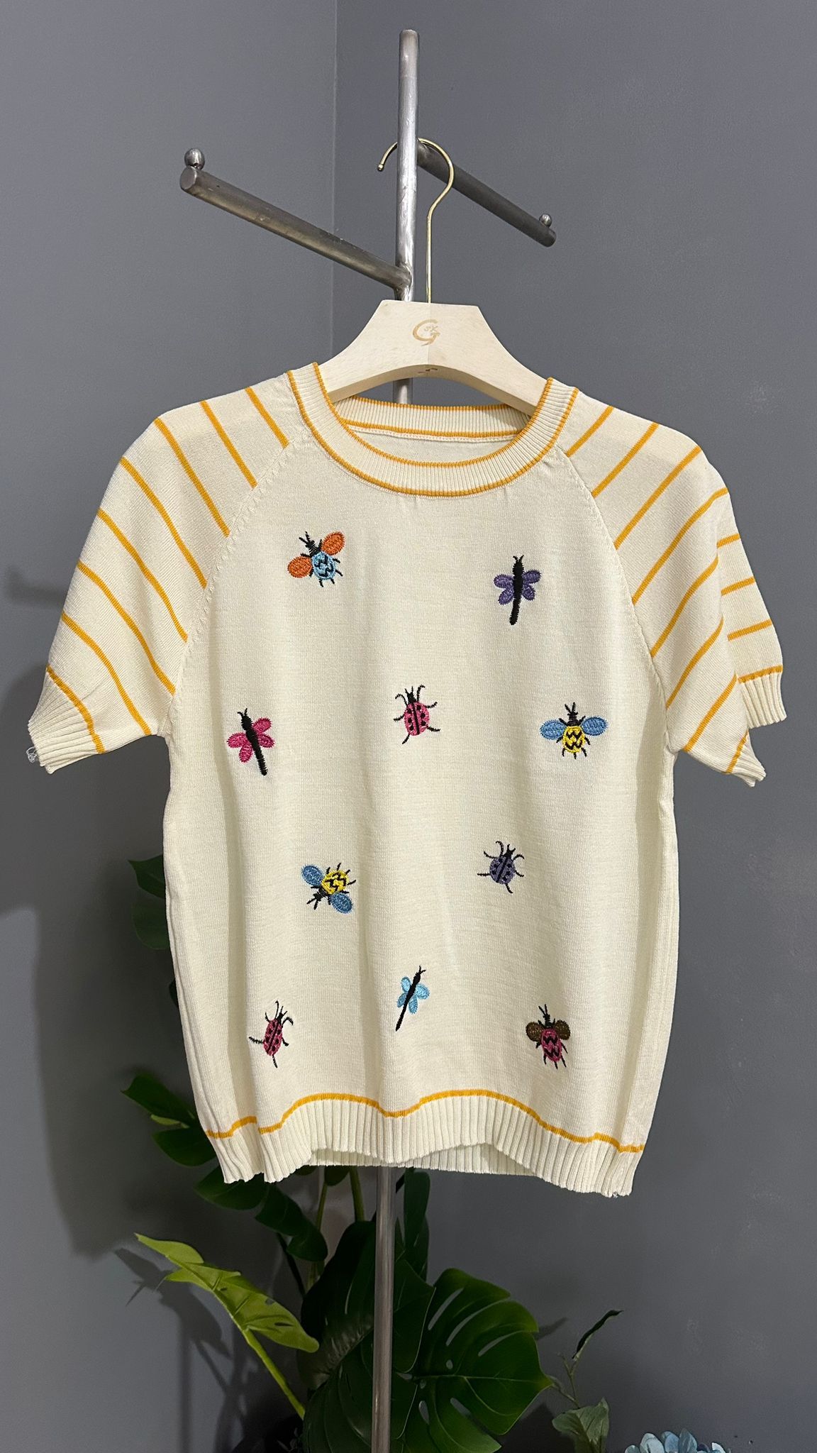*STAR BUY* (D2667)Top