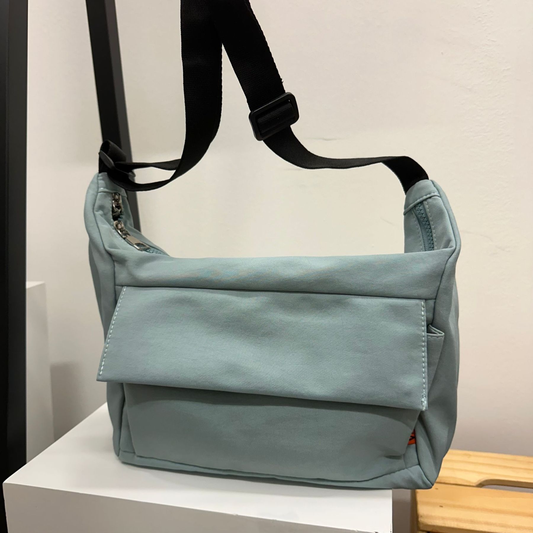 (D268)Bag