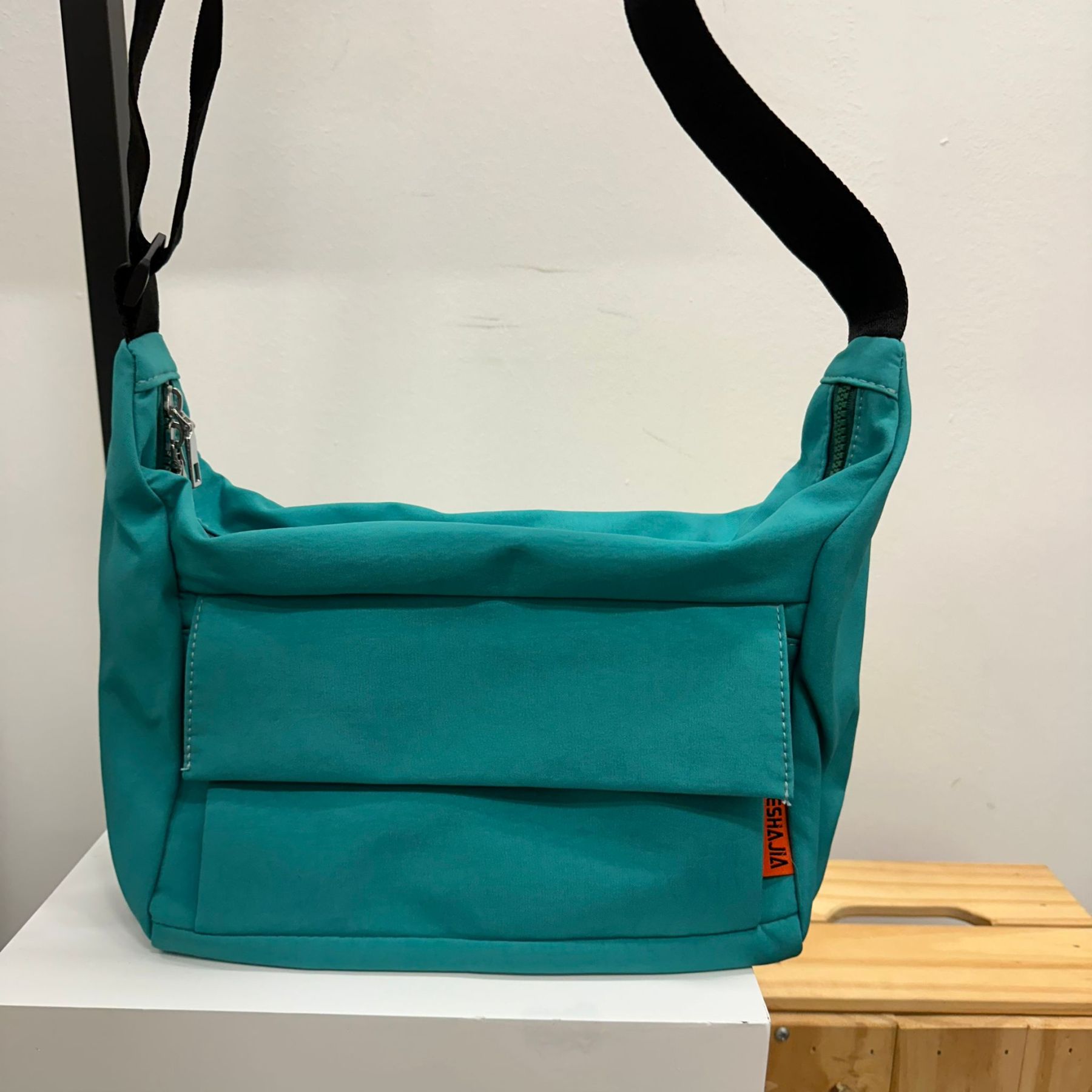 (D268)Bag