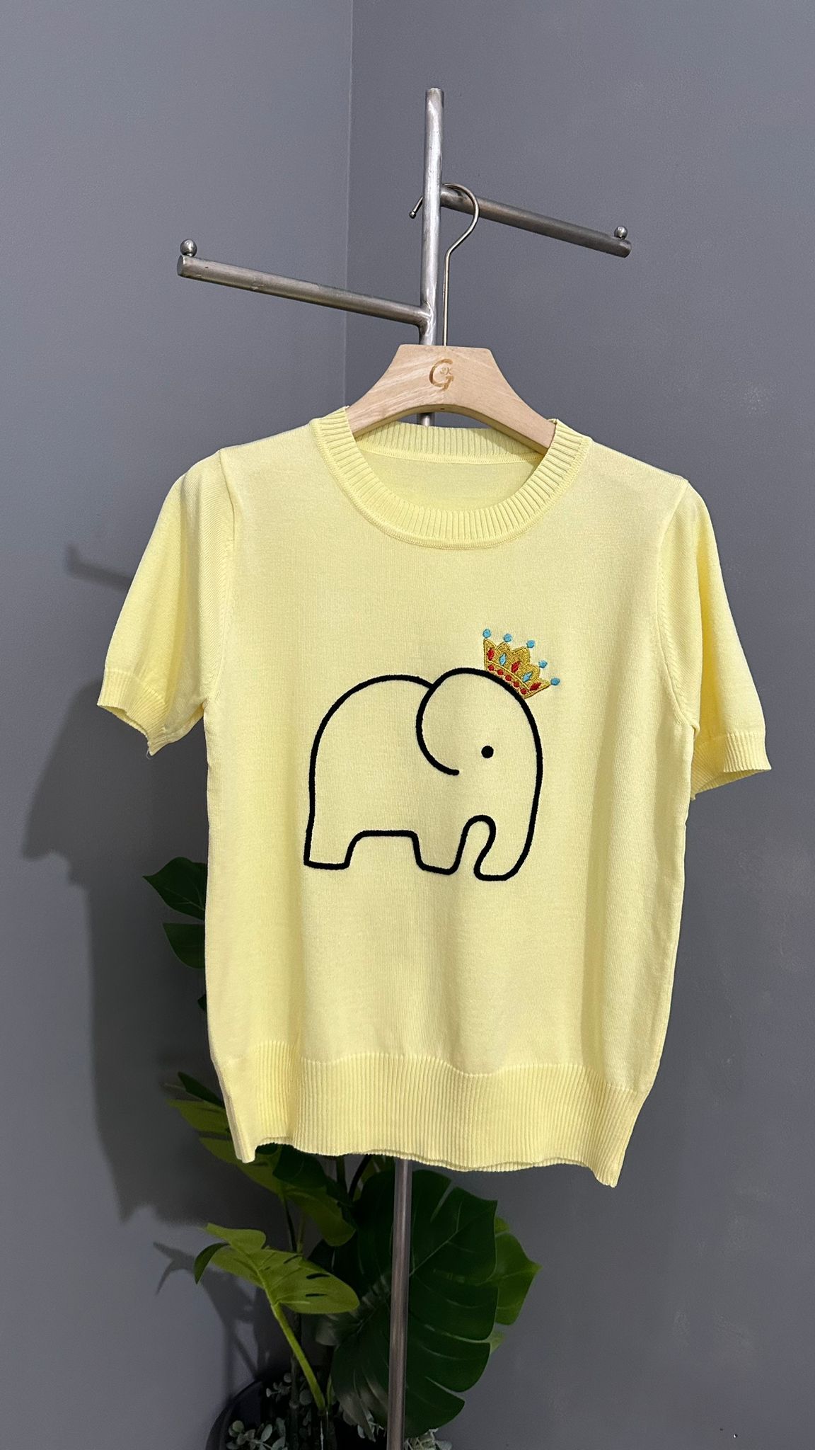 *STAR BUY* (D2739)Top