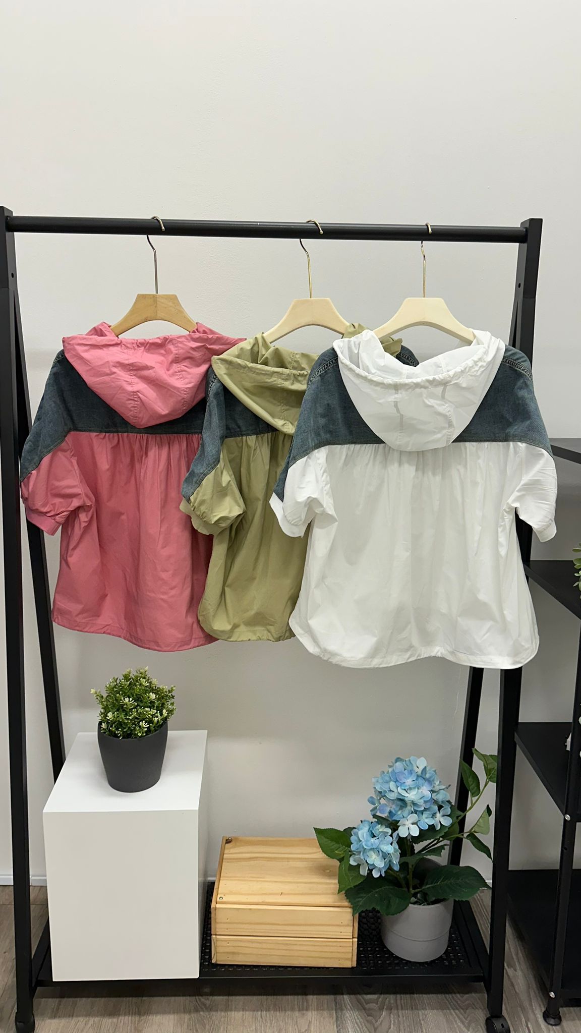 (D3052)Top