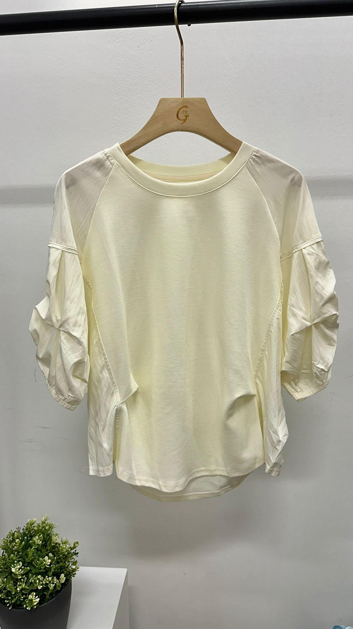 (D3058)Top