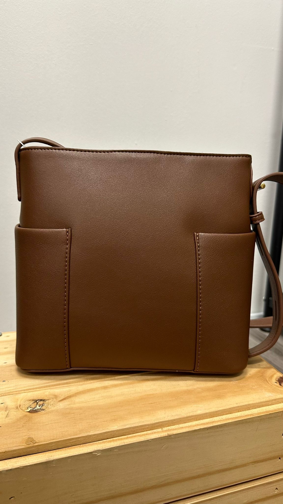 (D307)Leather Bag