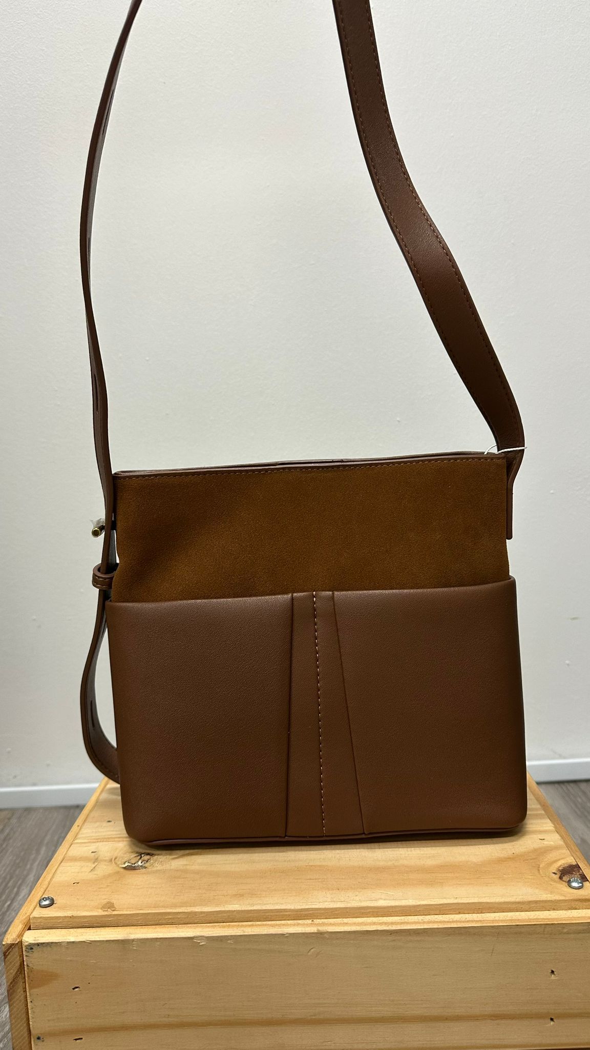 (D307)Leather Bag
