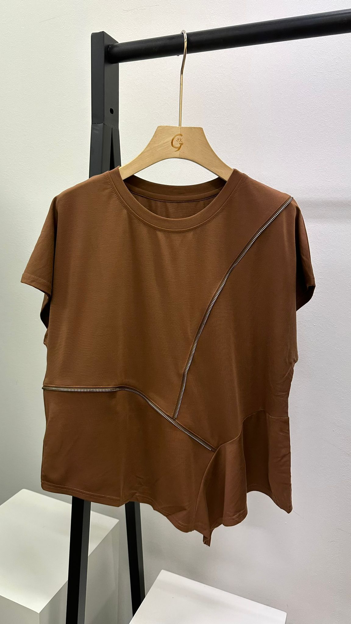 (D3185)Top
