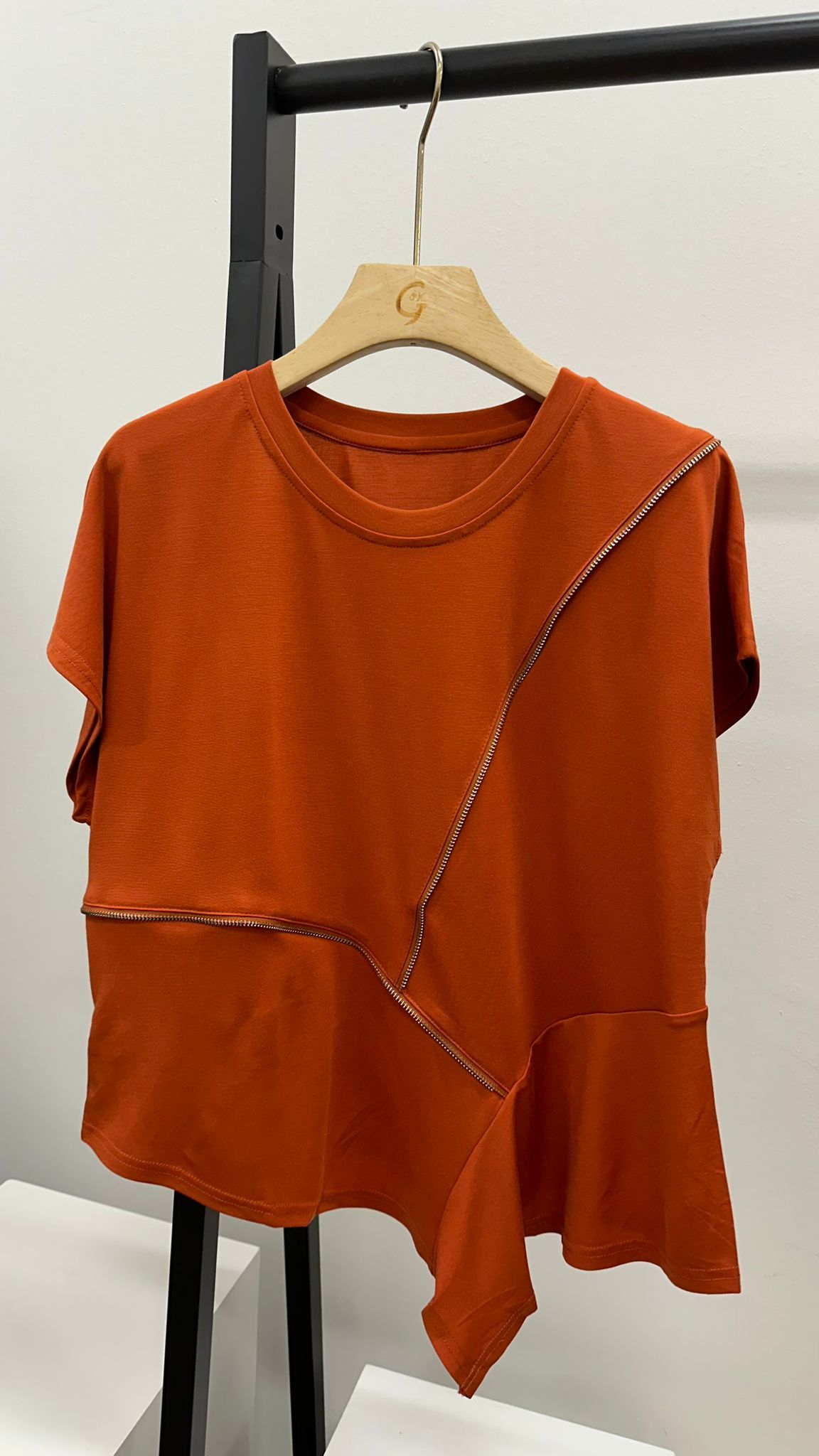 (D3185)Top