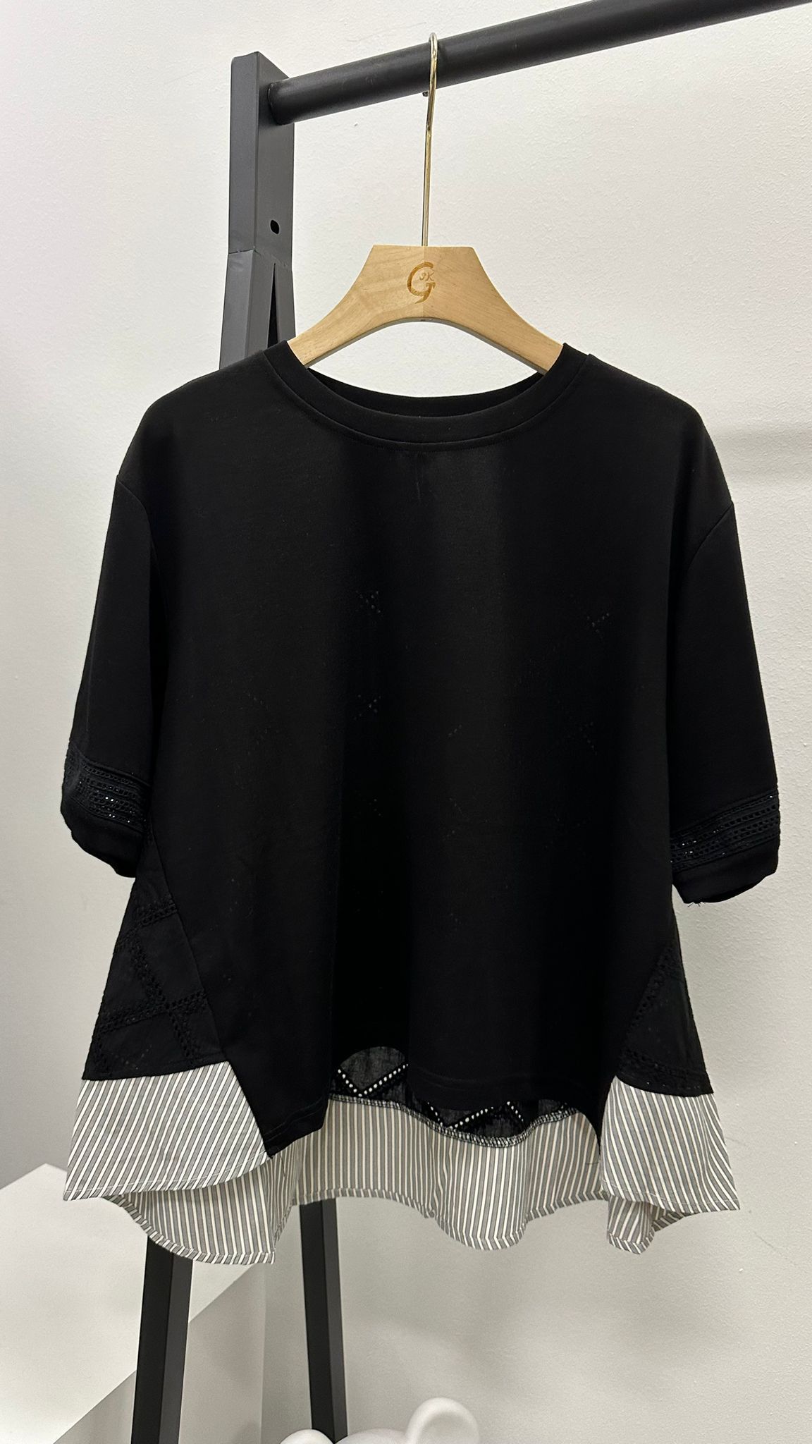 (D3209)Top