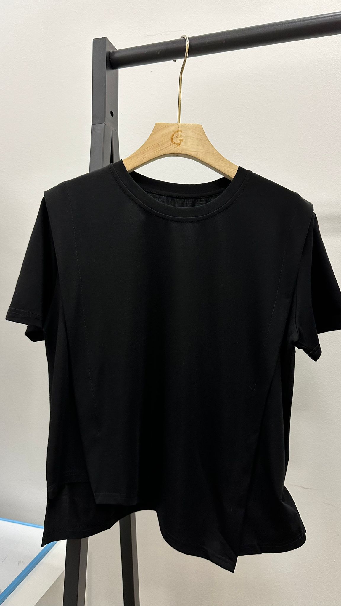 (D3211)Top