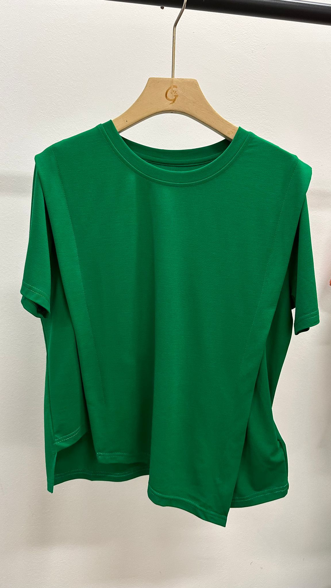 (D3211)Top