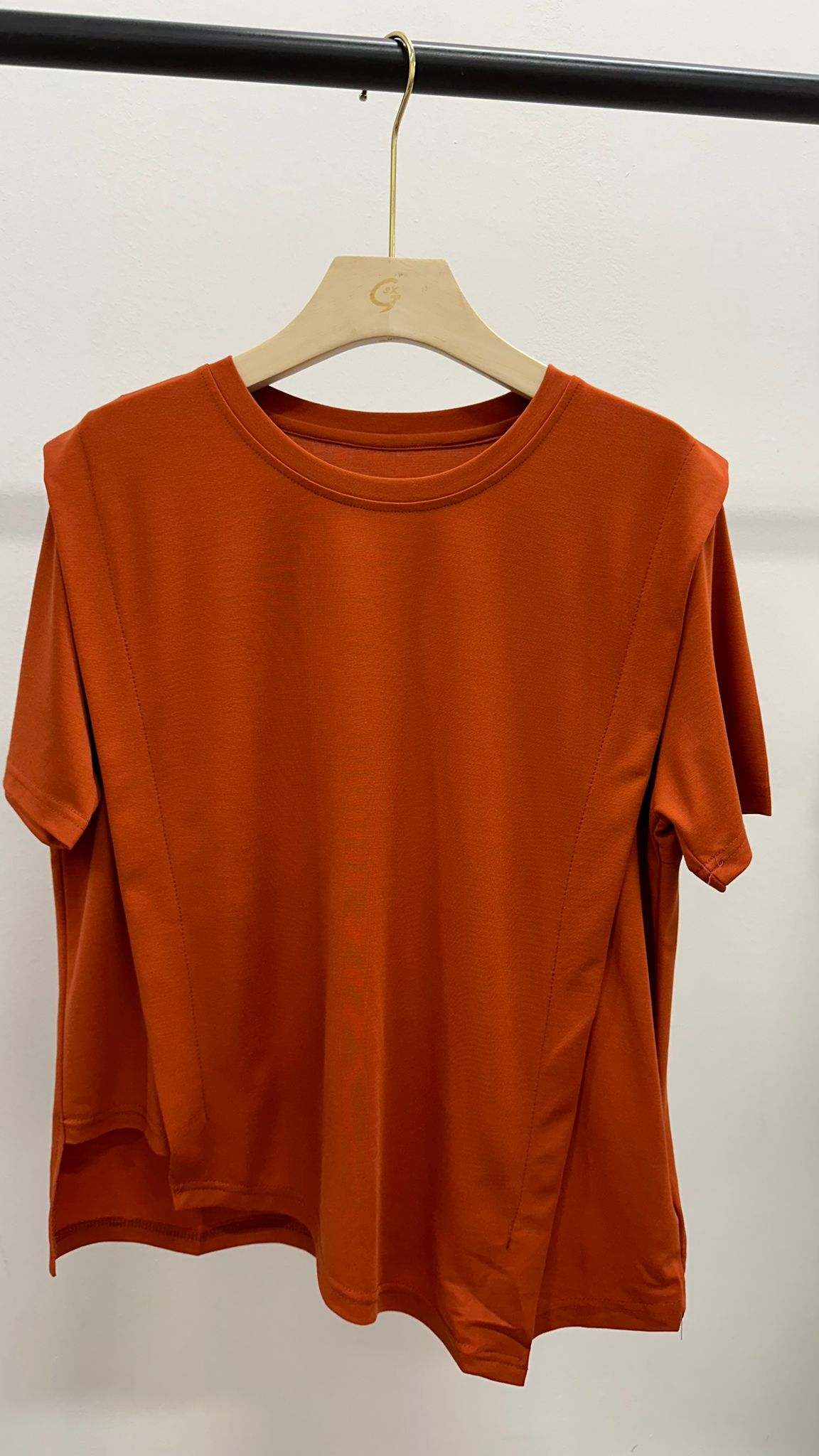 (D3211)Top