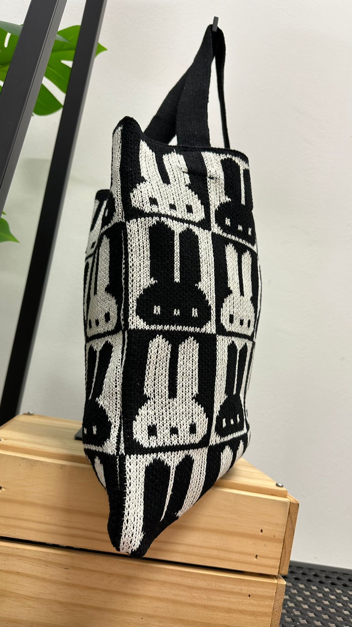 (D325)Knitted Bag