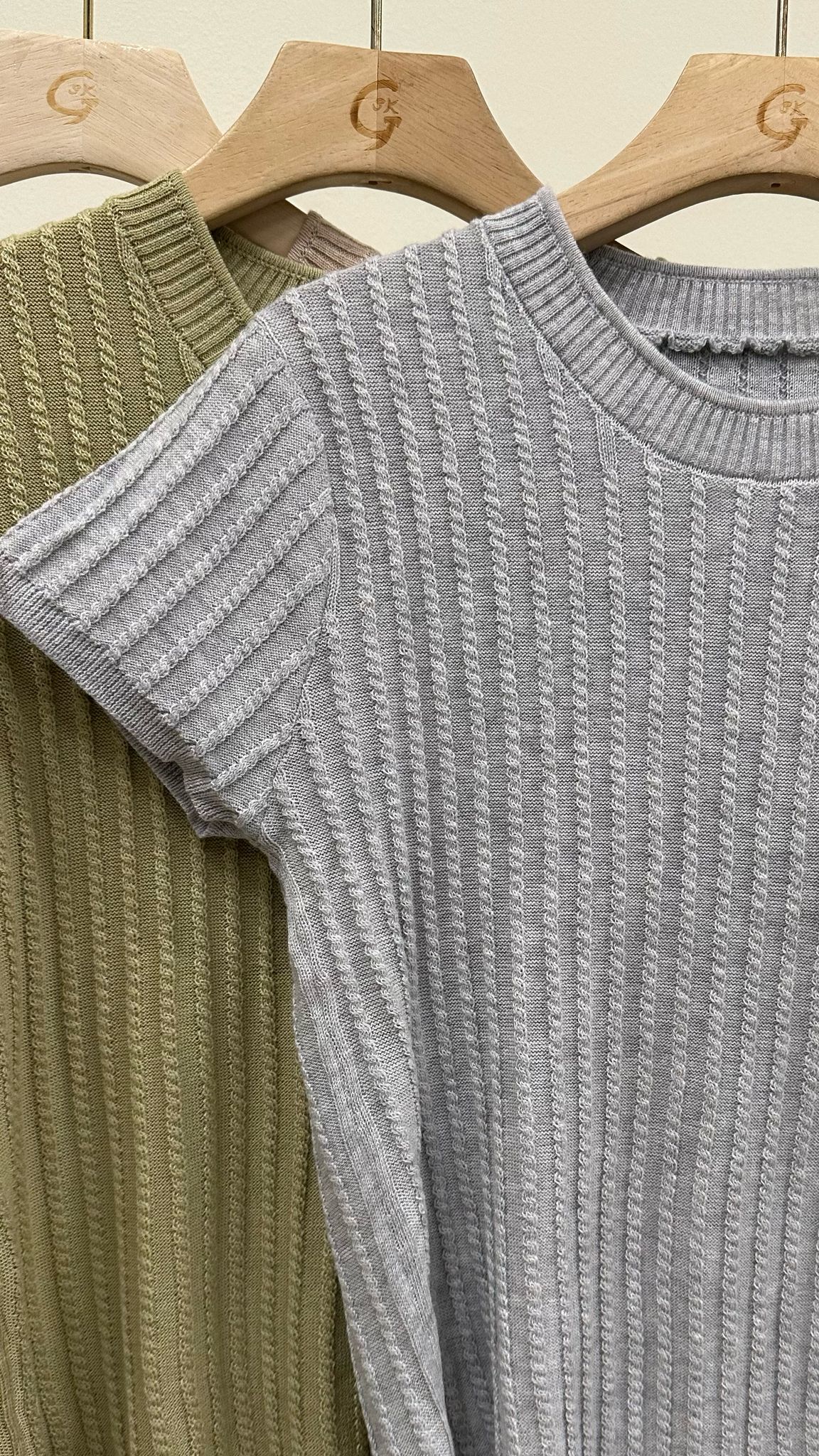 (D3667)Knitted Top