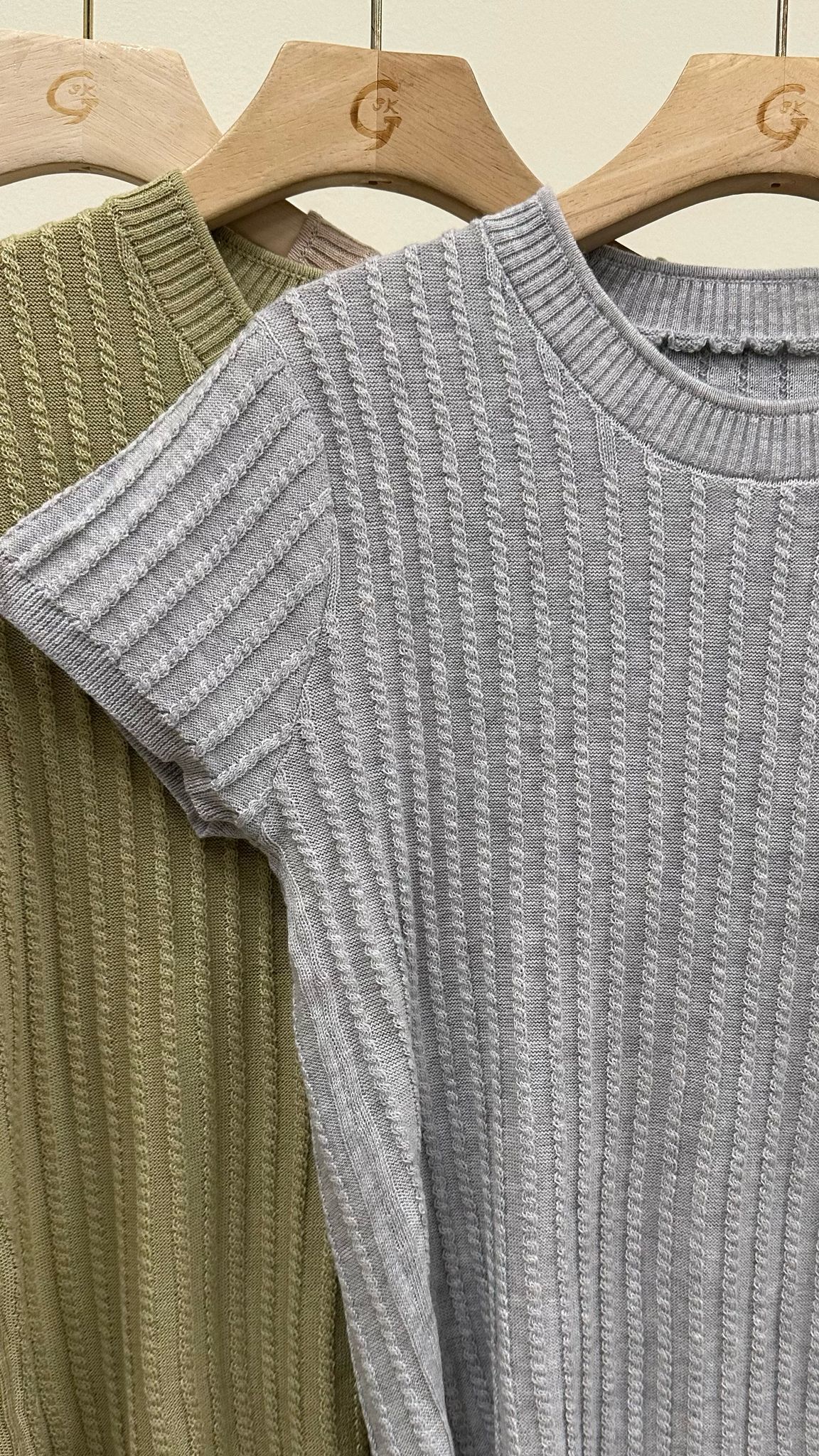 (D3667)Knitted Top