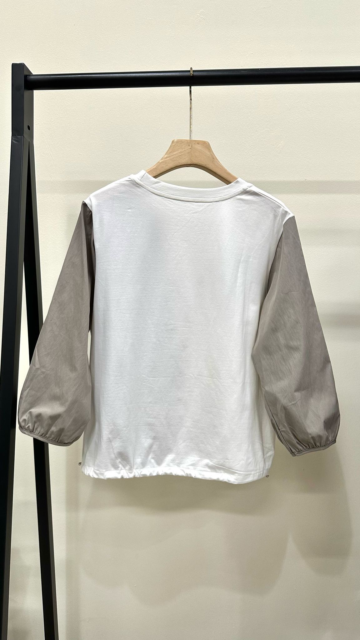 (D3721)Top