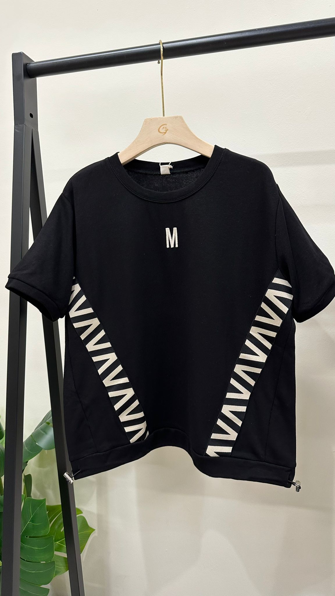 (D3851)Top