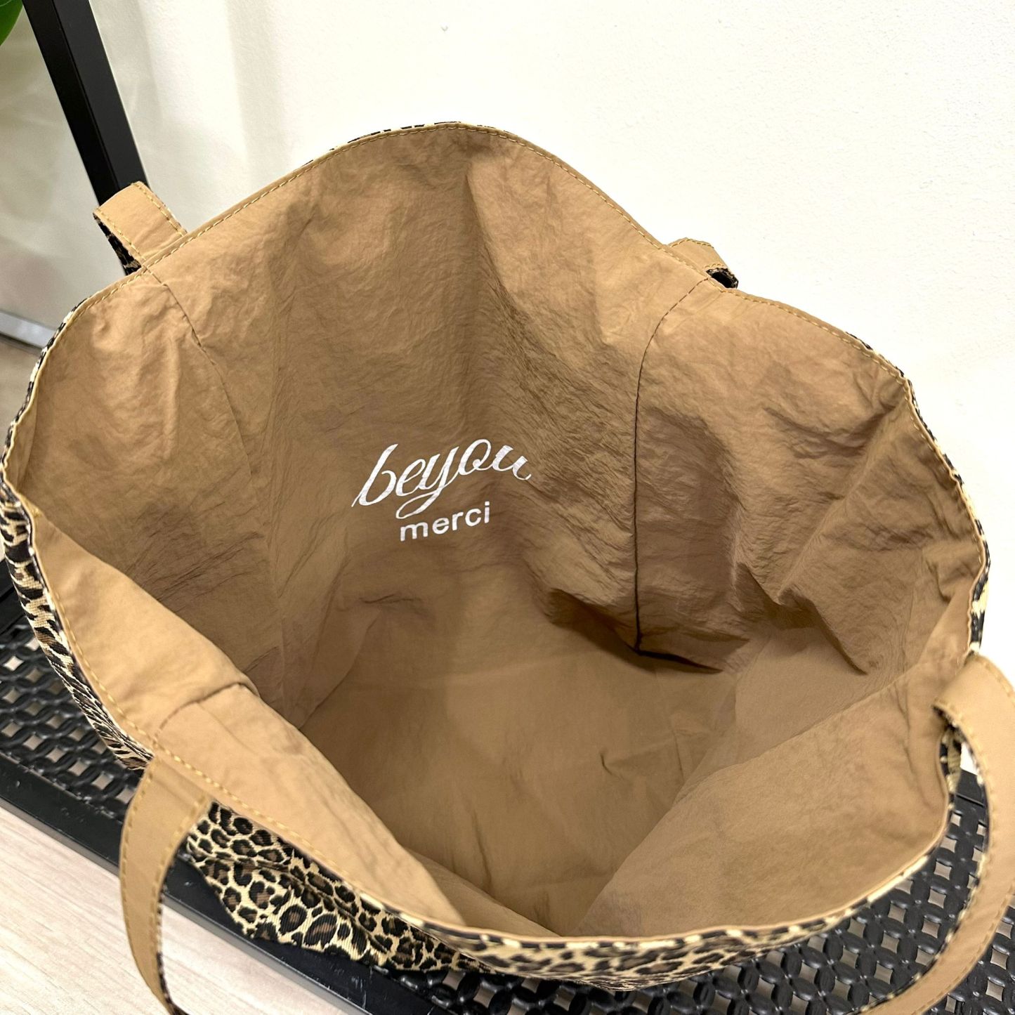 (D388)Two Sided Shoulder Bag