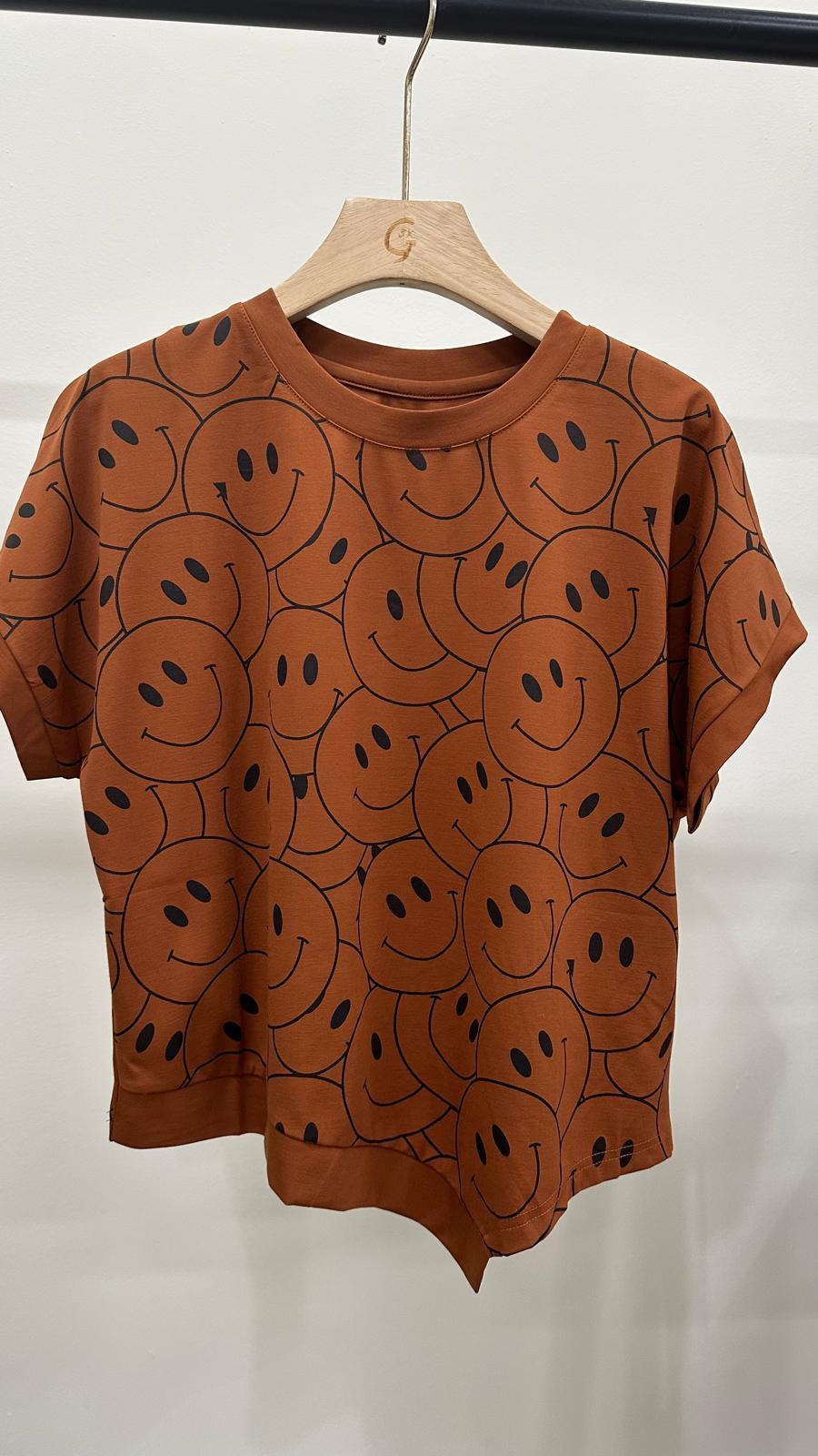 (D3884)Smiley Top