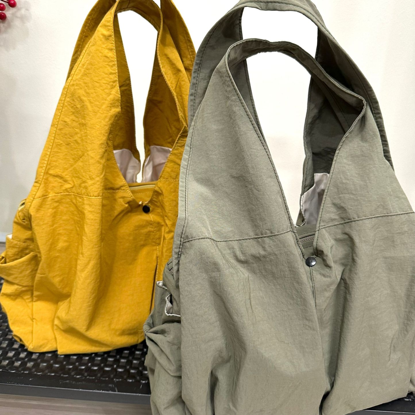 (D390)Shoulder Bag