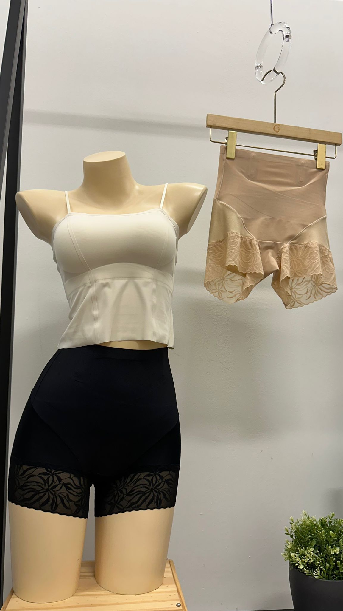 (D4)Pants
