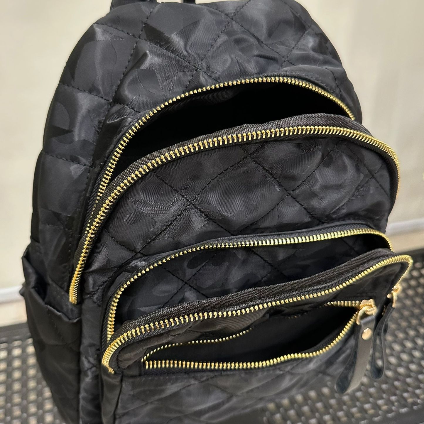 (D404)Bag