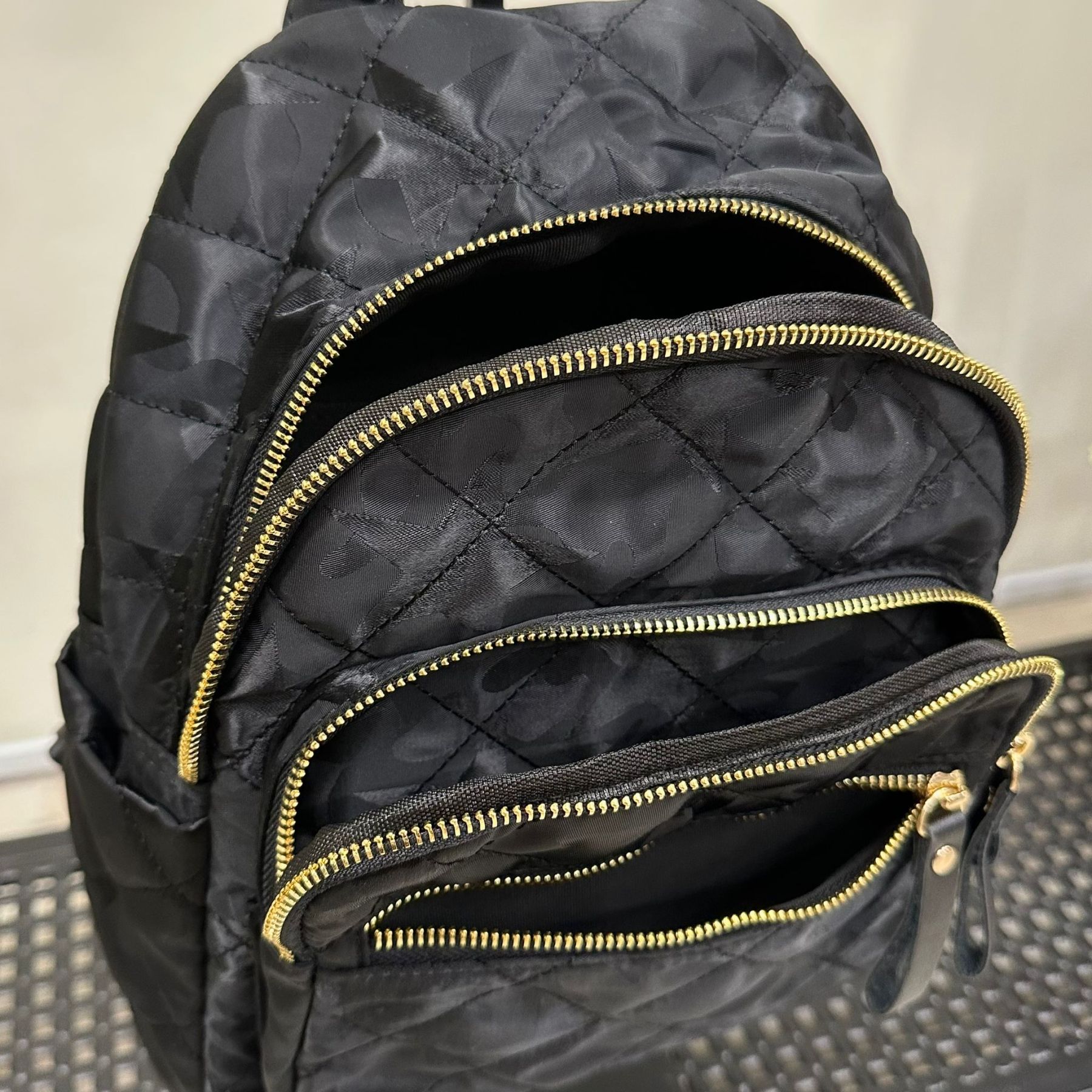 (D404)Bag