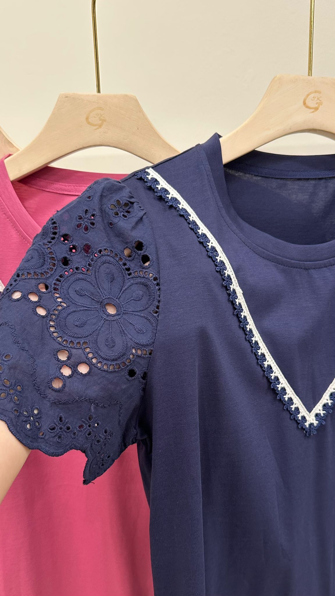 (D4042)Top