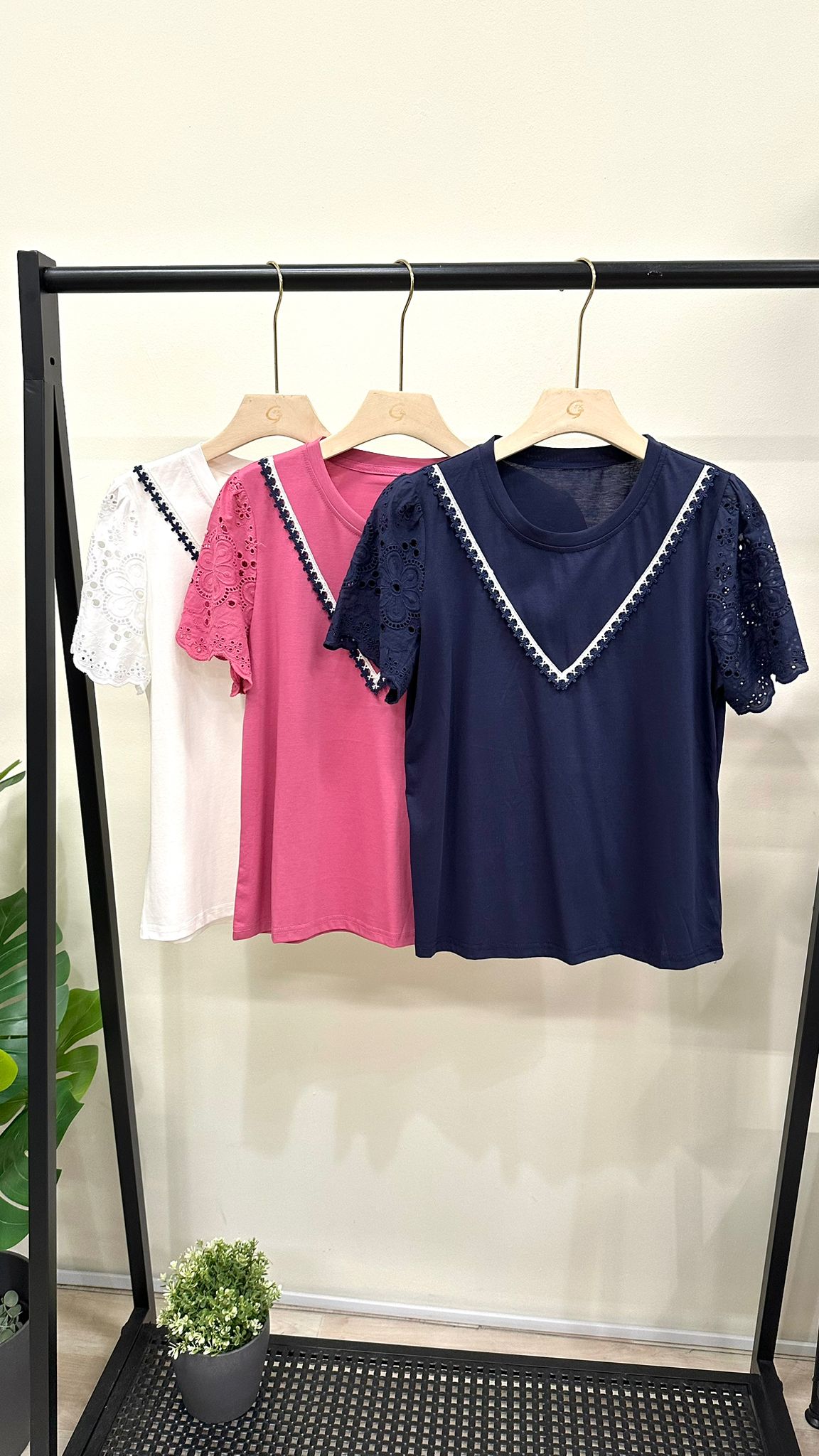 (D4042)Top