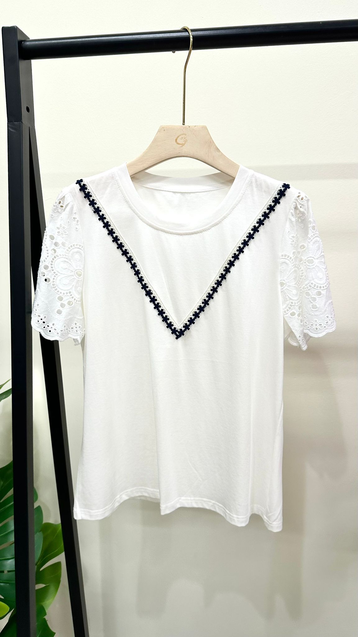 (D4042)Top
