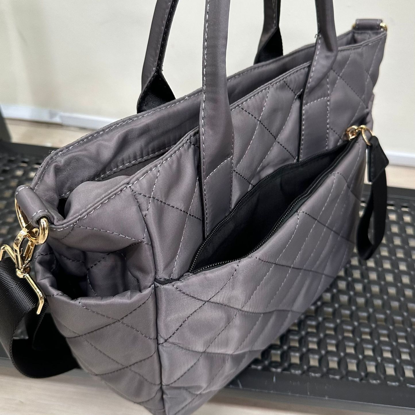 (D405)Bag