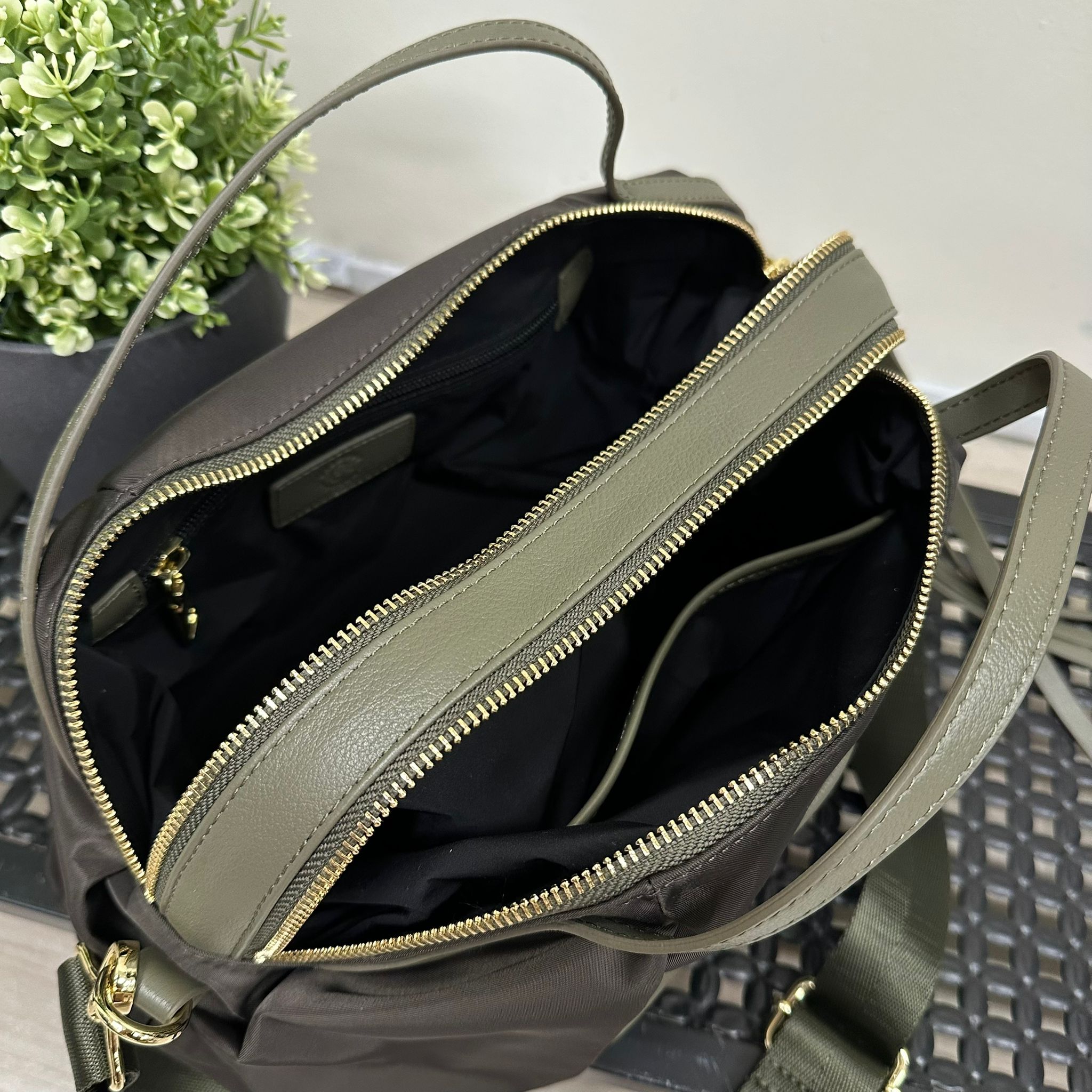 (D409)Bag