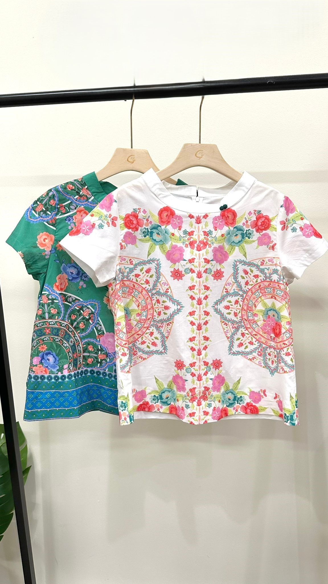 (D4217)Pattern Top