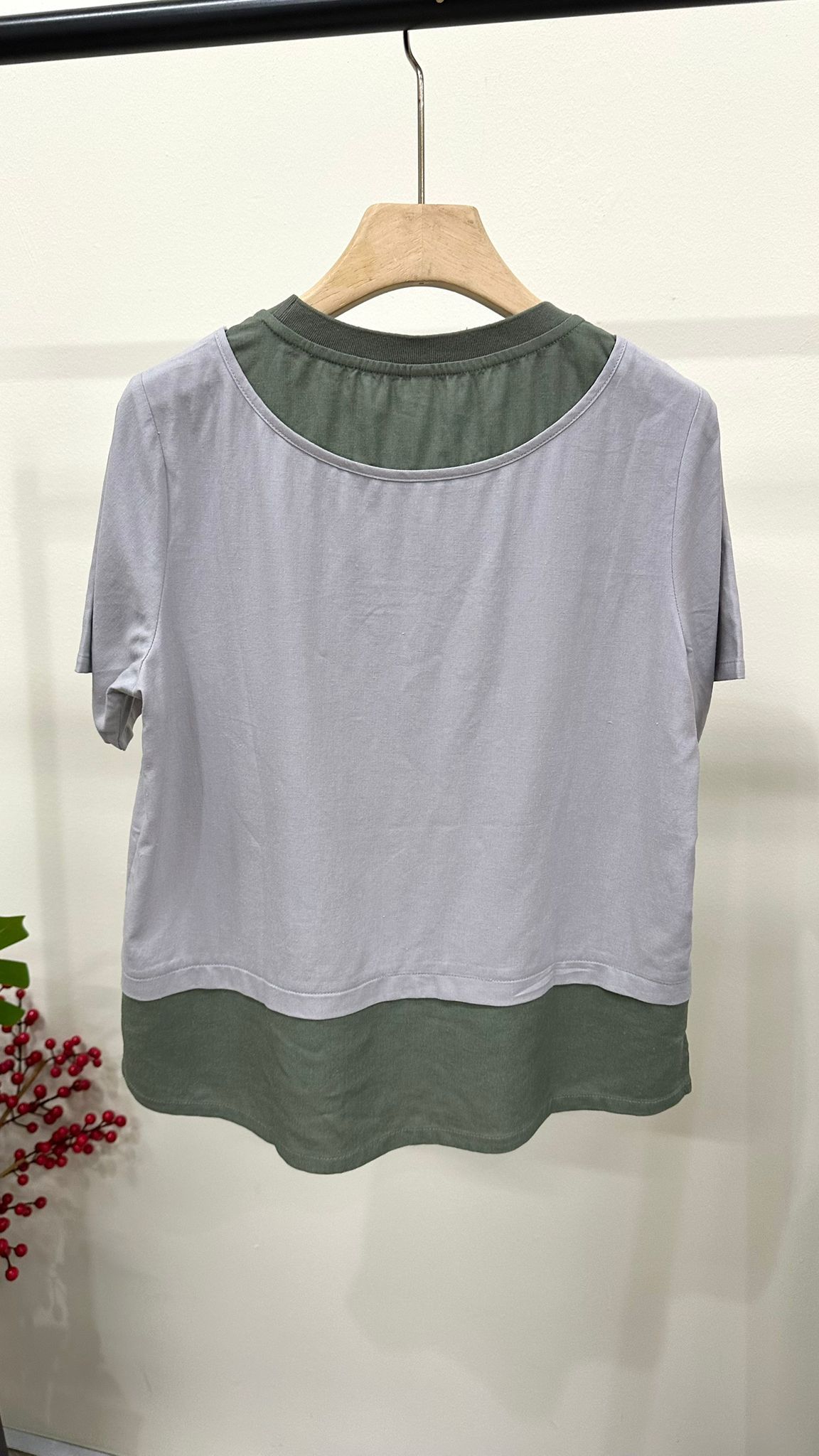 *OFFER* (D4242)Top