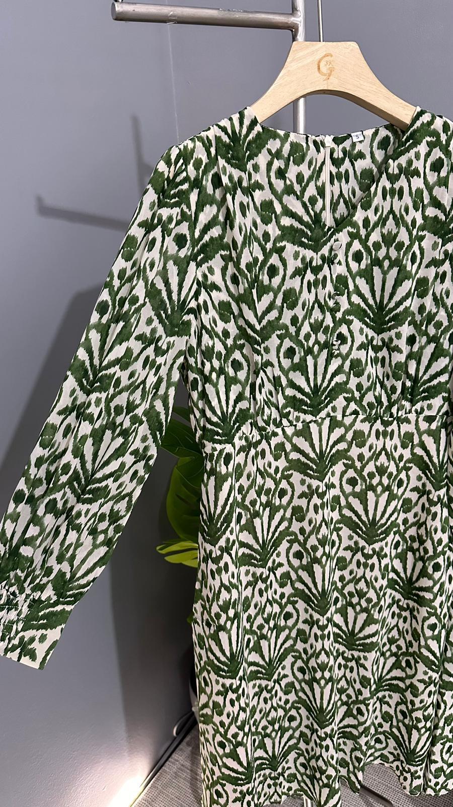 (D435)Dress
