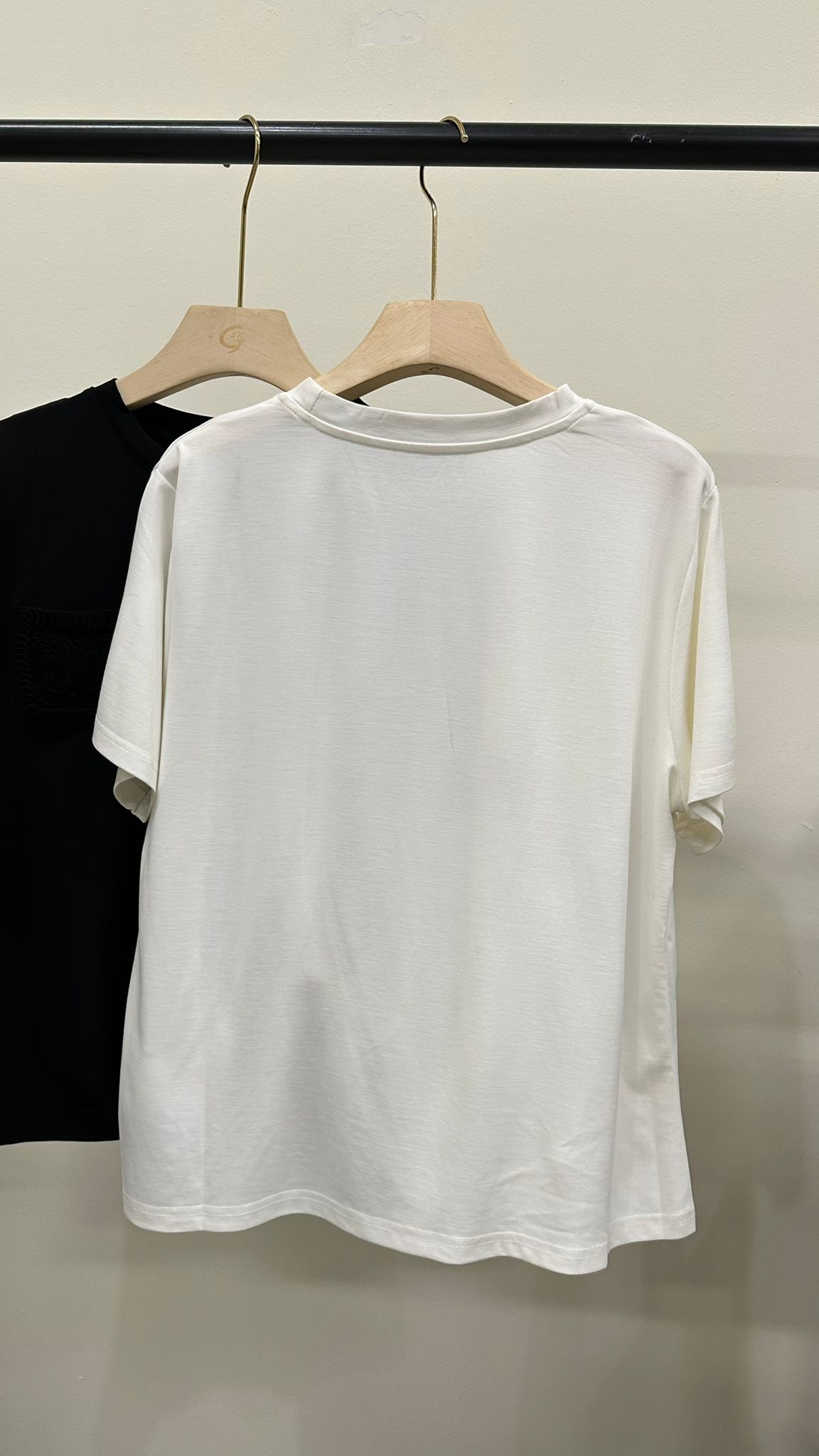 (D4379)Top