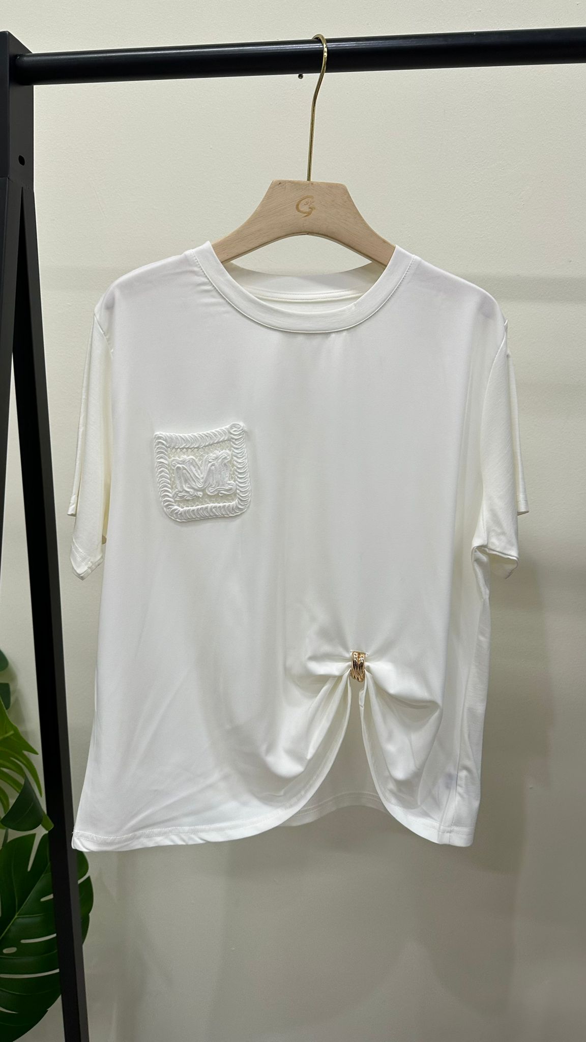 (D4379)Top