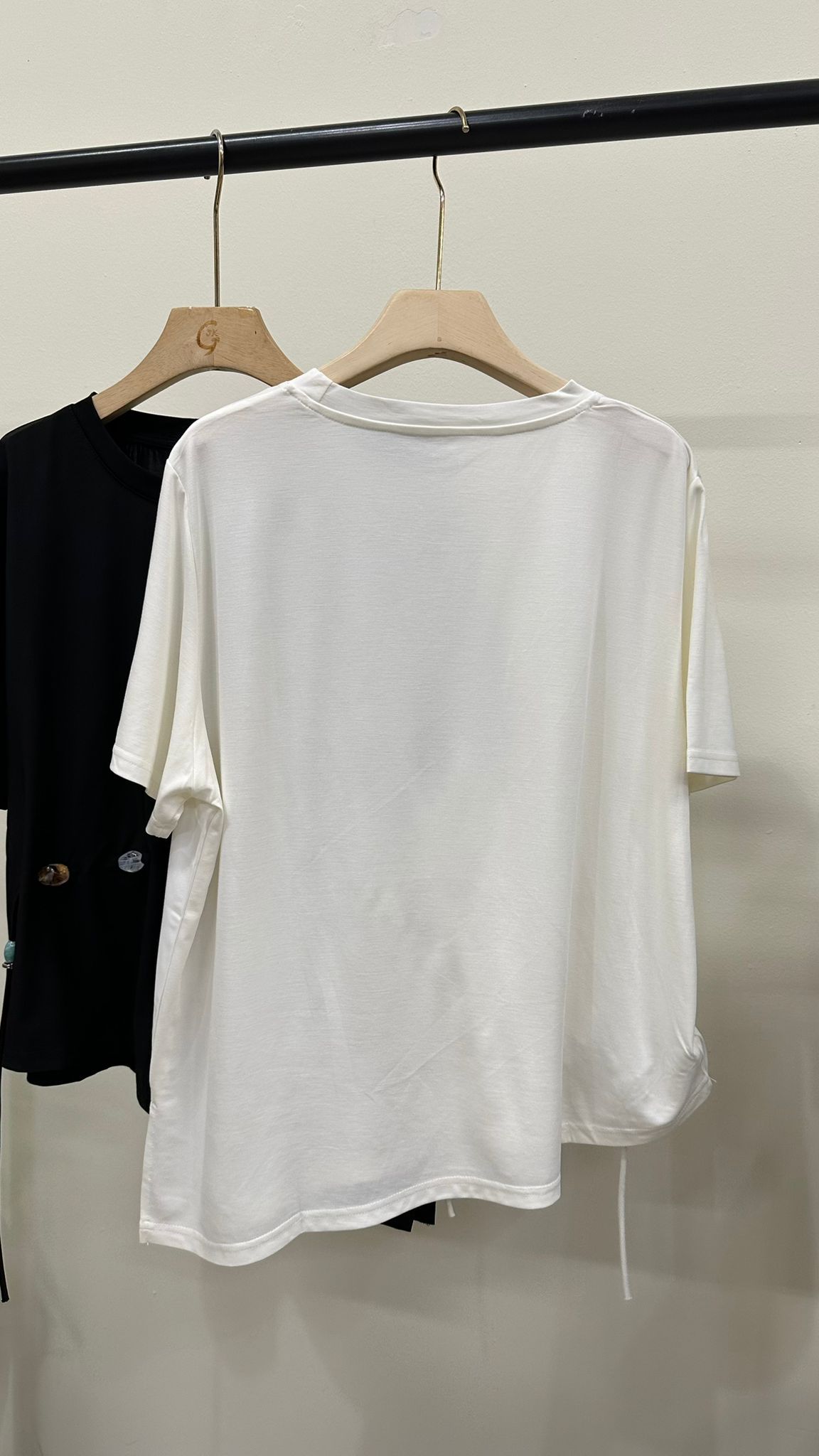 (D4381)Top