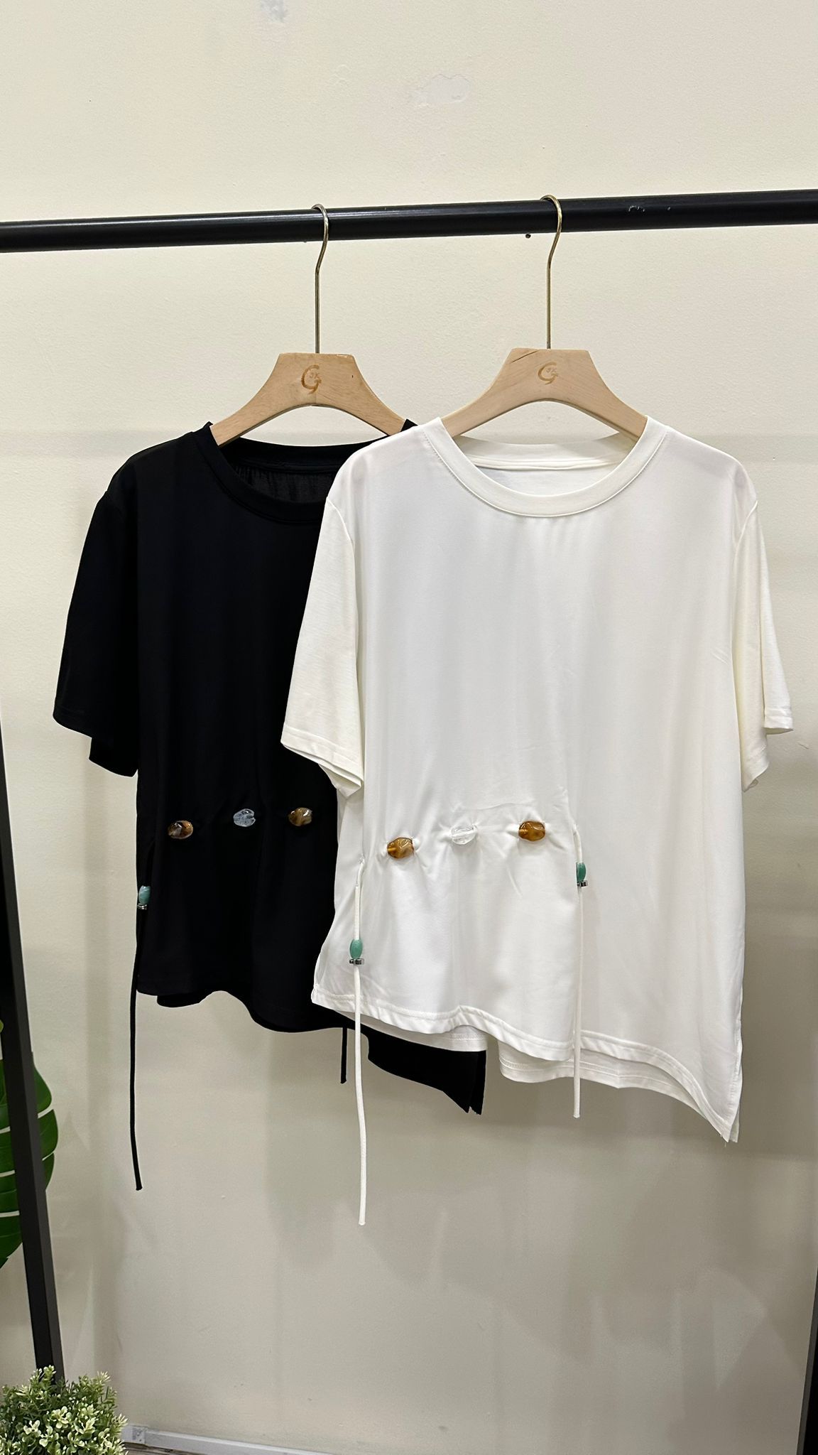 (D4381)Top