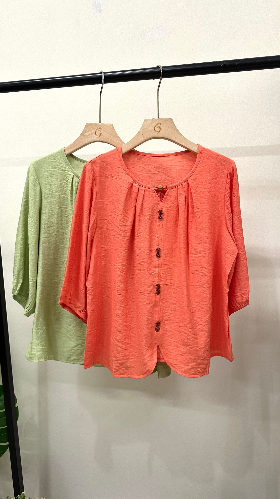 (D4384)Top