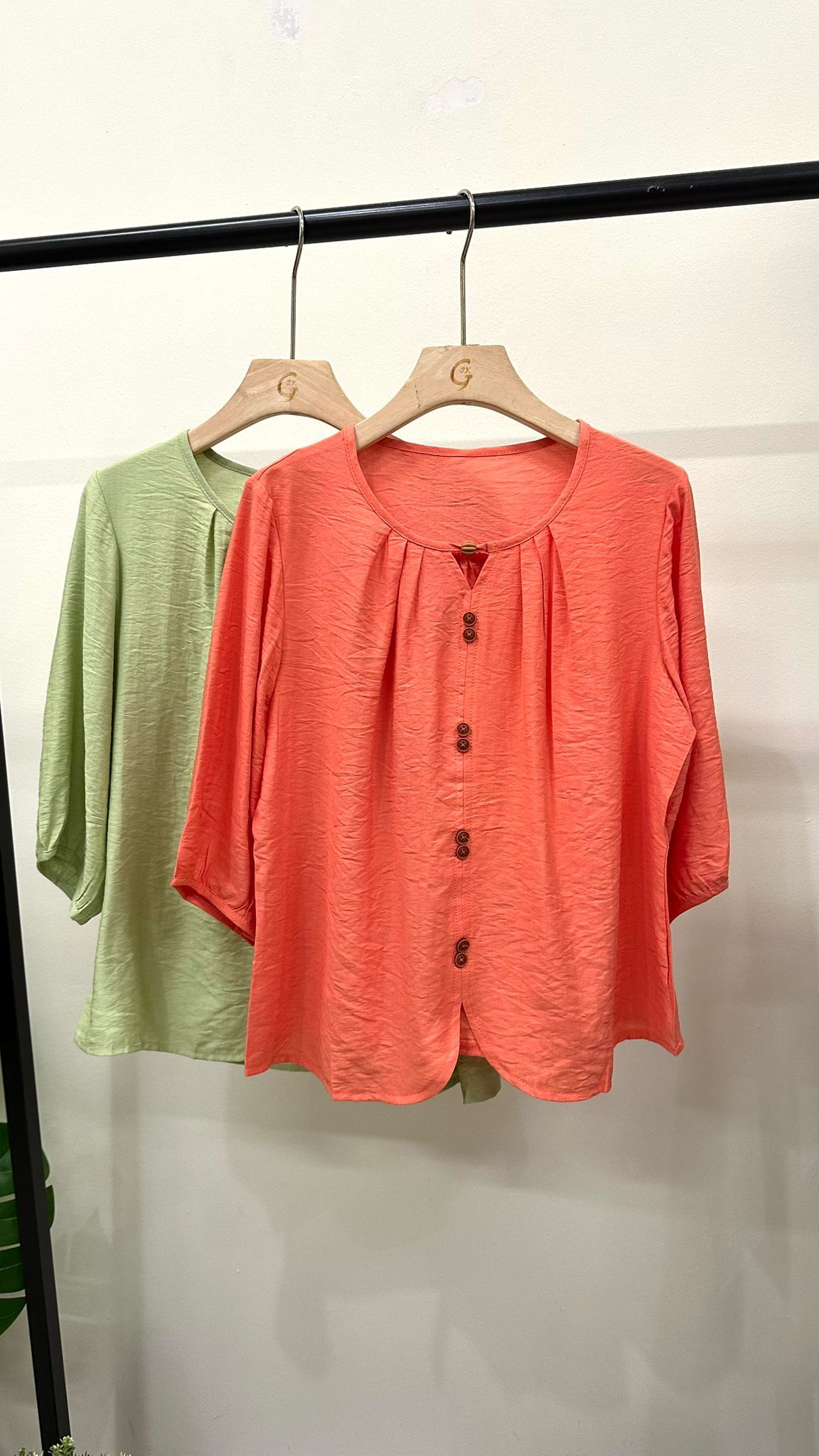 (D4384)Top