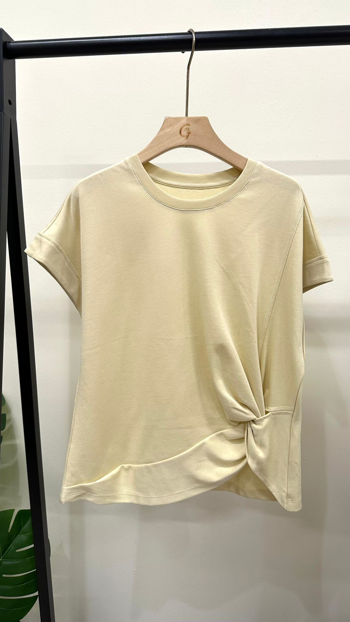 (D4385)Top