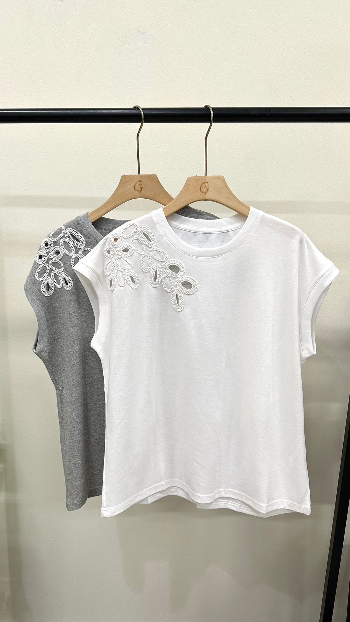 (D4412)Top